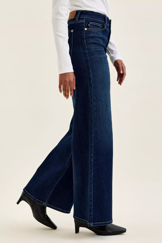 Vida jeans med hög midja i mörk tvätt, bild 2