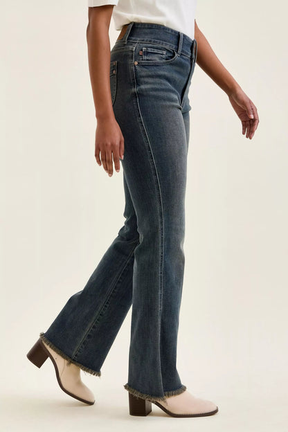 Jeans med hög midja och rå kant, bild 4