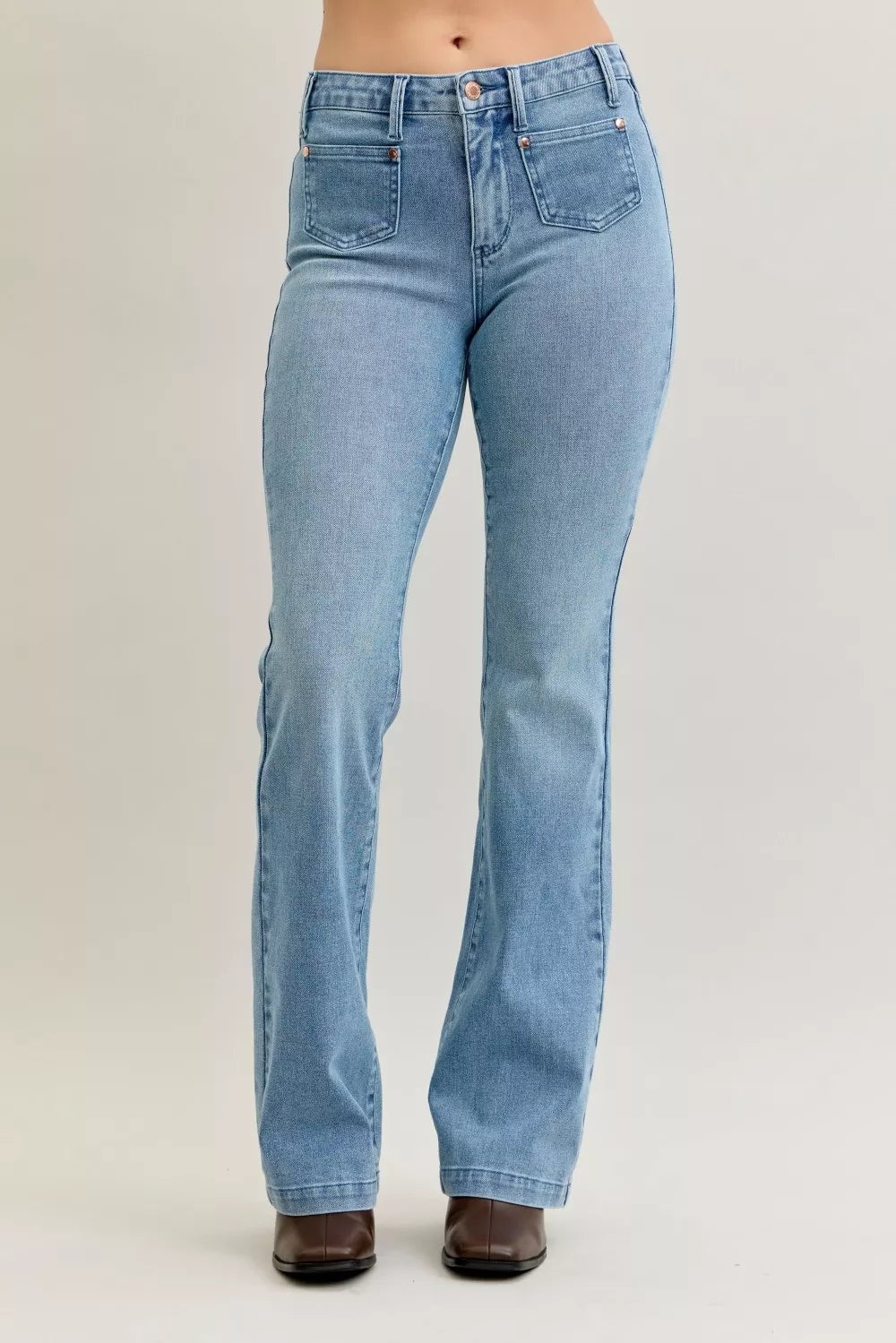 Bootcut-jeans med mellanmidja och kontrasttvätt, bild 1