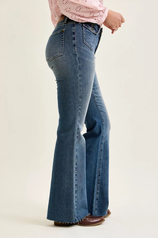 Flare-jeans med mellanmidja och lockfickor, bild 2