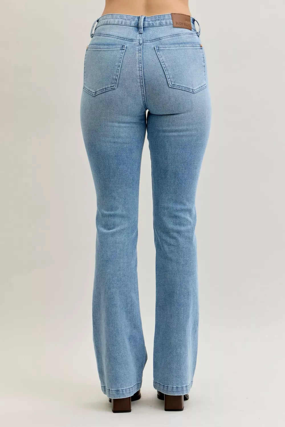 Bootcut-jeans med mellanmidja och kontrasttvätt, bild 7