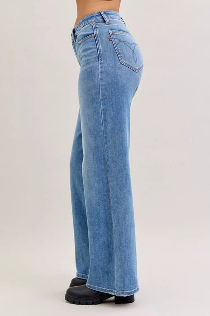 Vida jeans med mellanmidja, bild 4