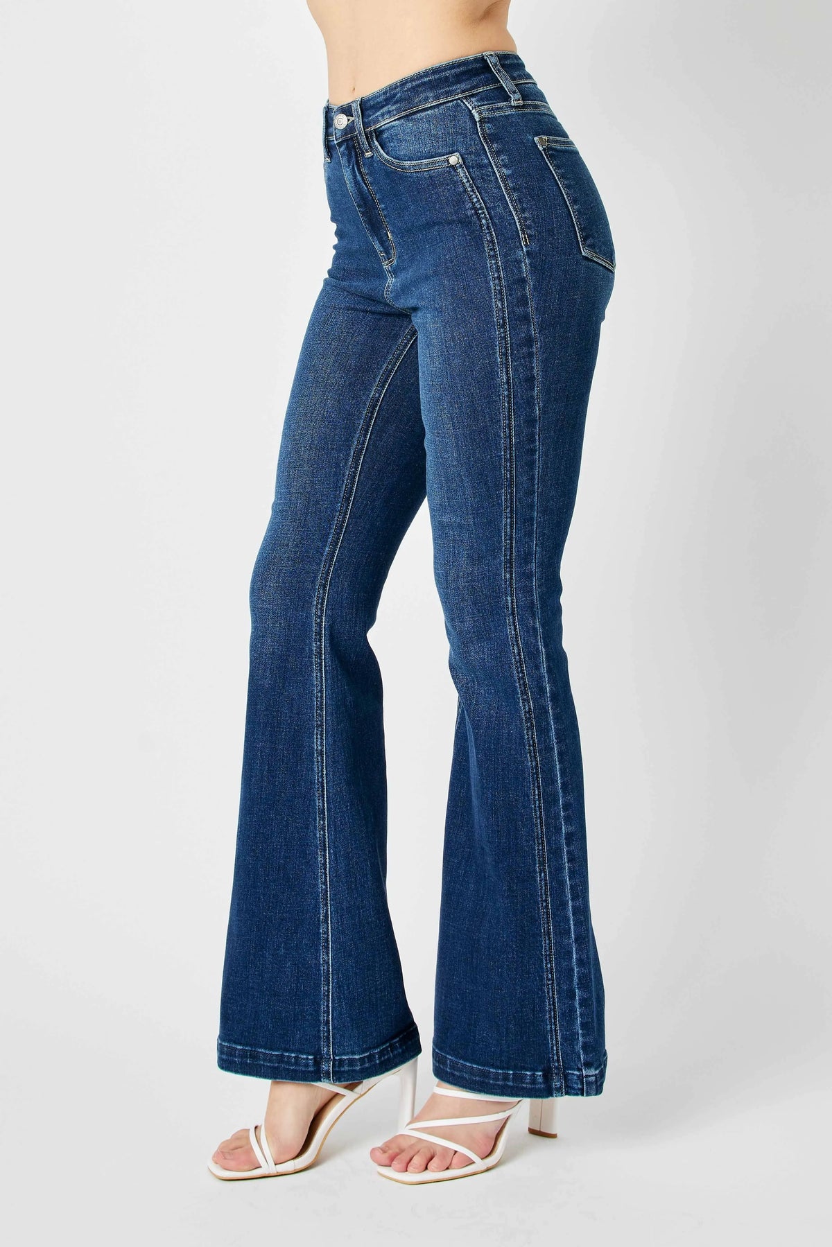 Flare-jeans med hög midja och vinklad sidsöm, bild 3