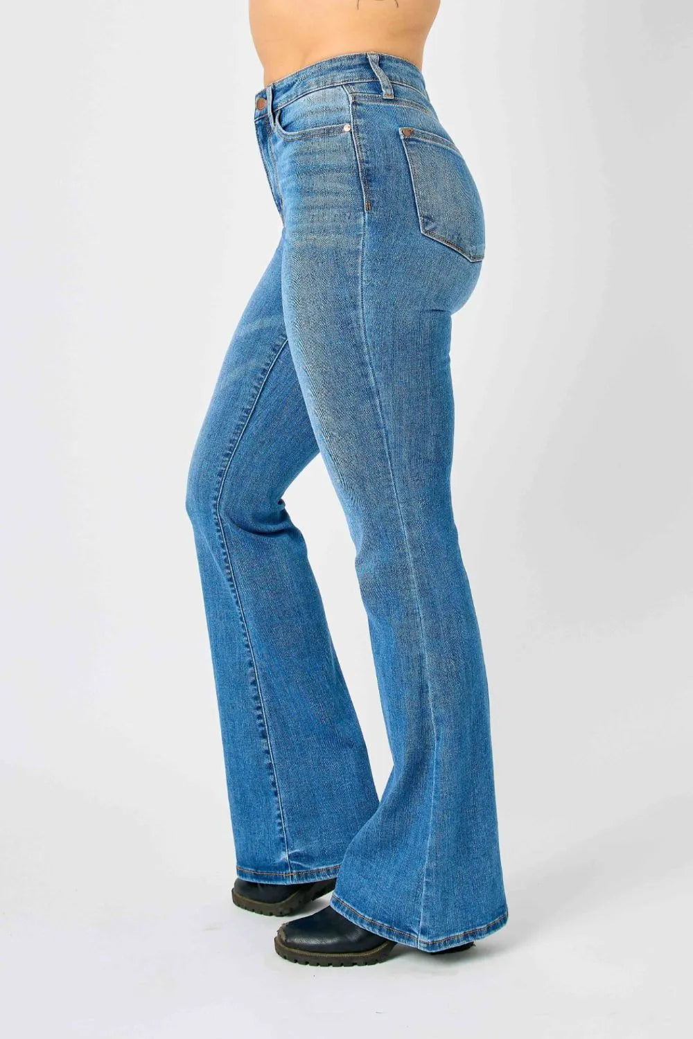 Klassiska flare-jeans med hög midja, bild 5