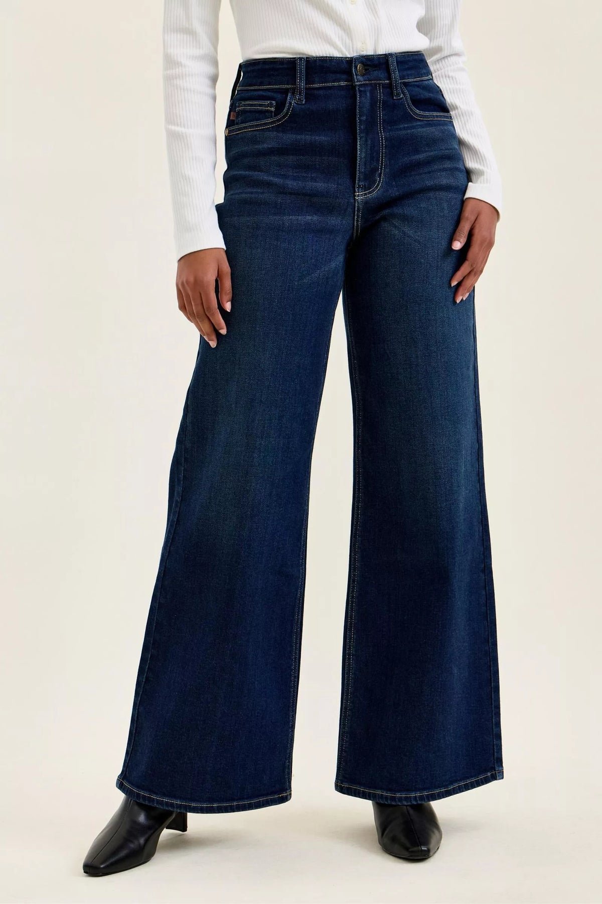 Vida jeans med hög midja i mörk tvätt, bild 1