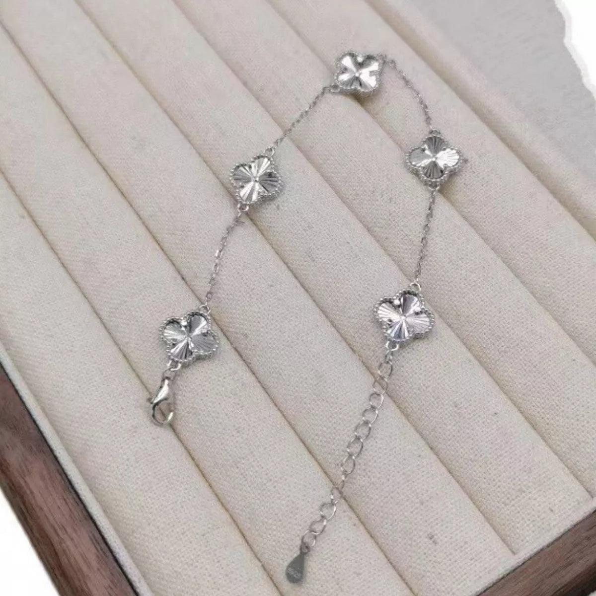b0d9b7c7-b1b3-49ad-92cb-d51c5eacfa1e-Max-Origin